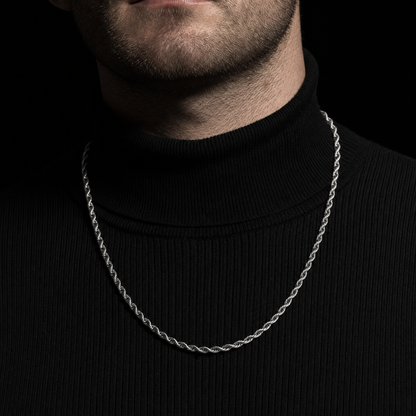 Saphir Silver Rope Chain Necklace on model
