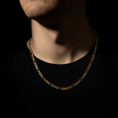 Saphir Gold Figaro Chain Necklace on model